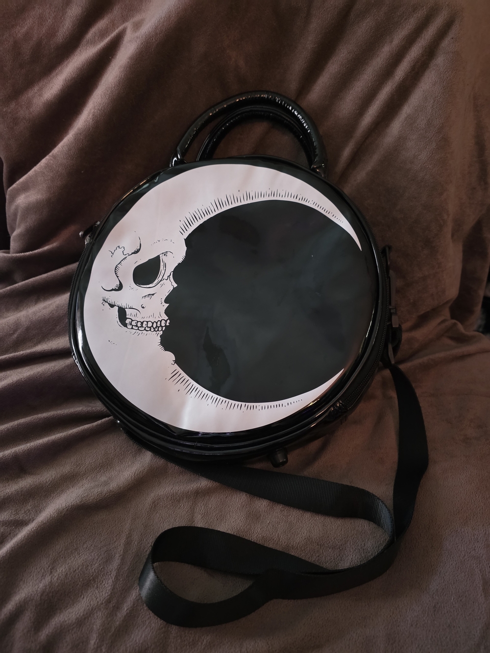 Round Skull Crescent Moon Crossbody Bag in Black and White